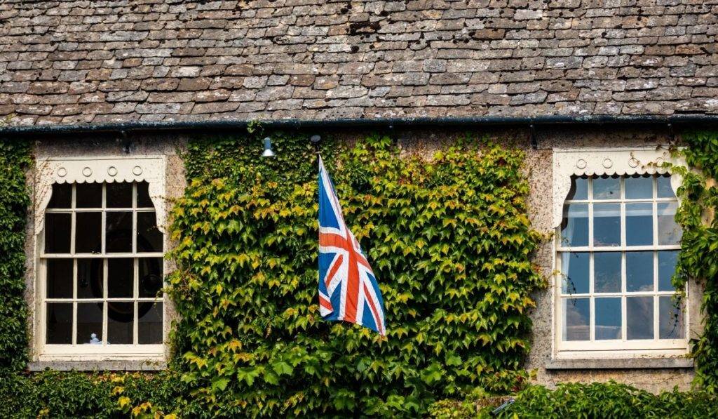 heritage windows and British flag